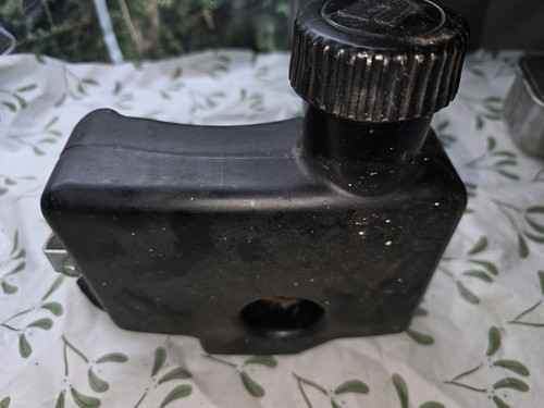 Plastic fuel tank - plastic,